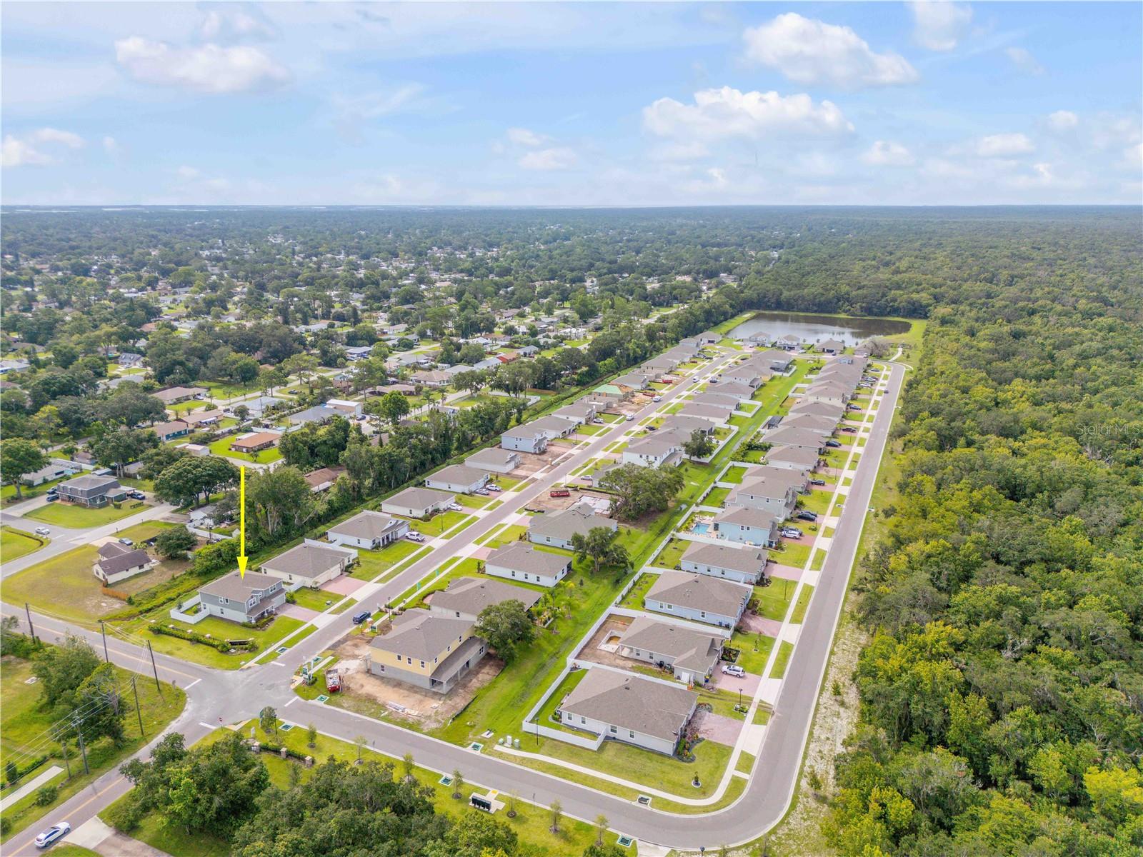 ELEGANT MANOR ESTATES - Residential