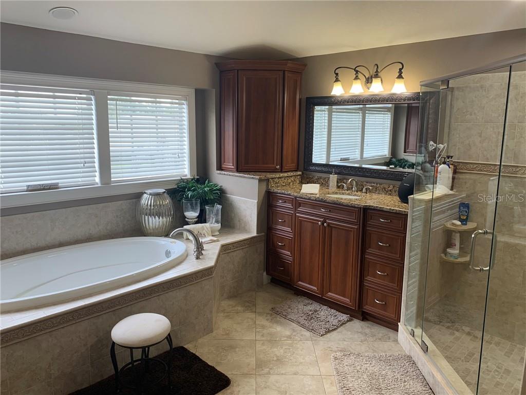 1630 TAWNYBERRY COURT