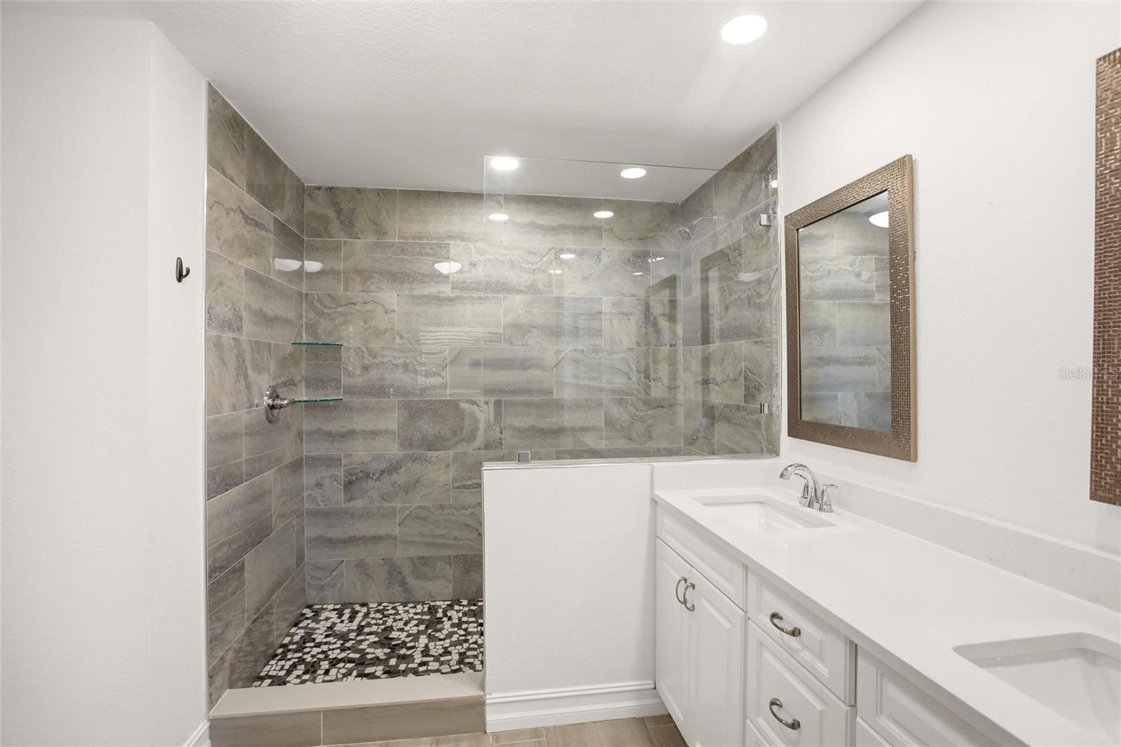 CHARLOTTE SEC 05 - Residential