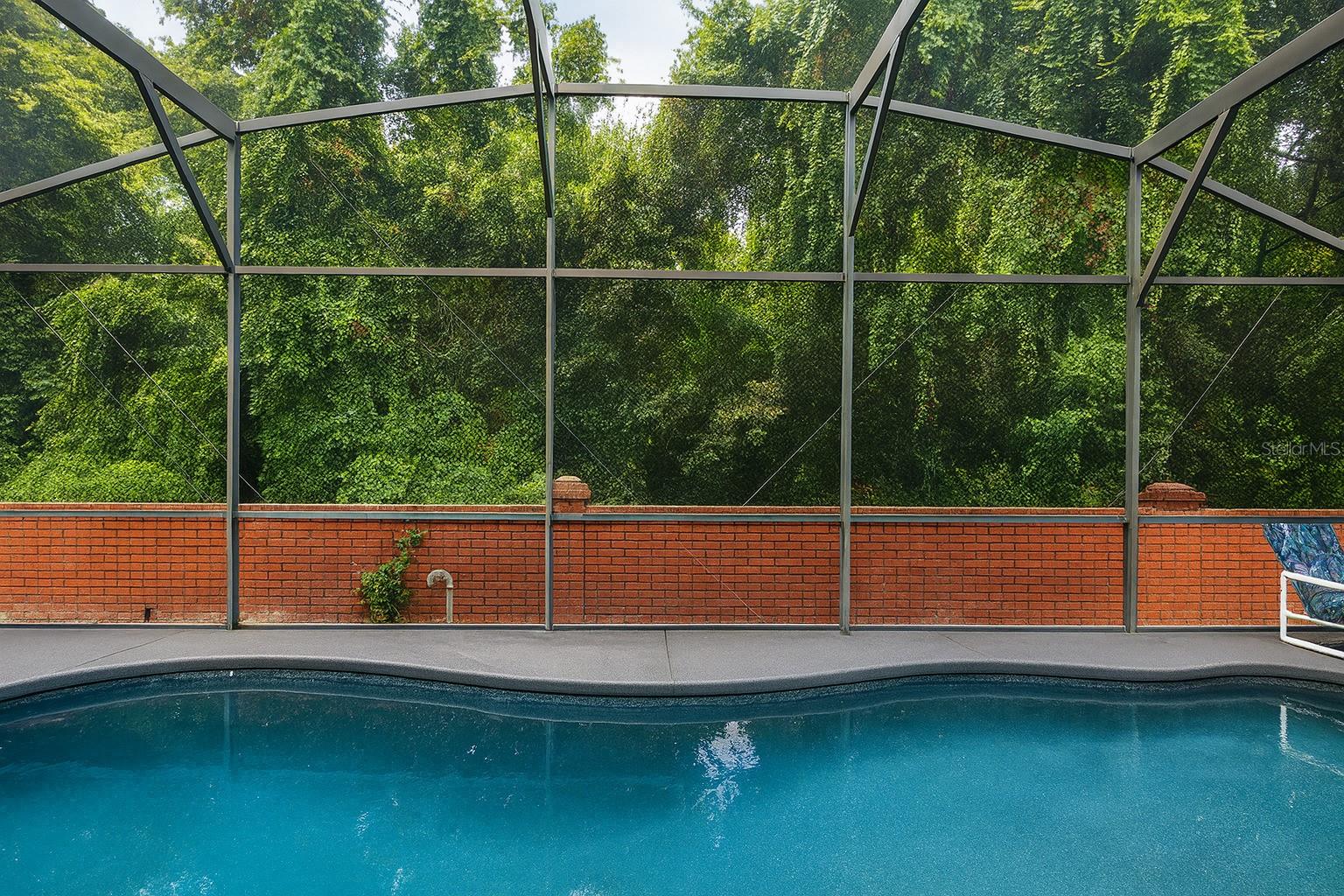 326 LARGOVISTA DRIVE