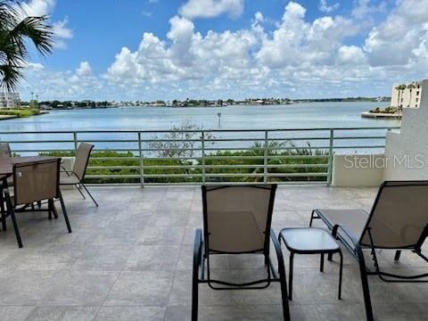 HARBOURSIDE CONDO - Residential Lease