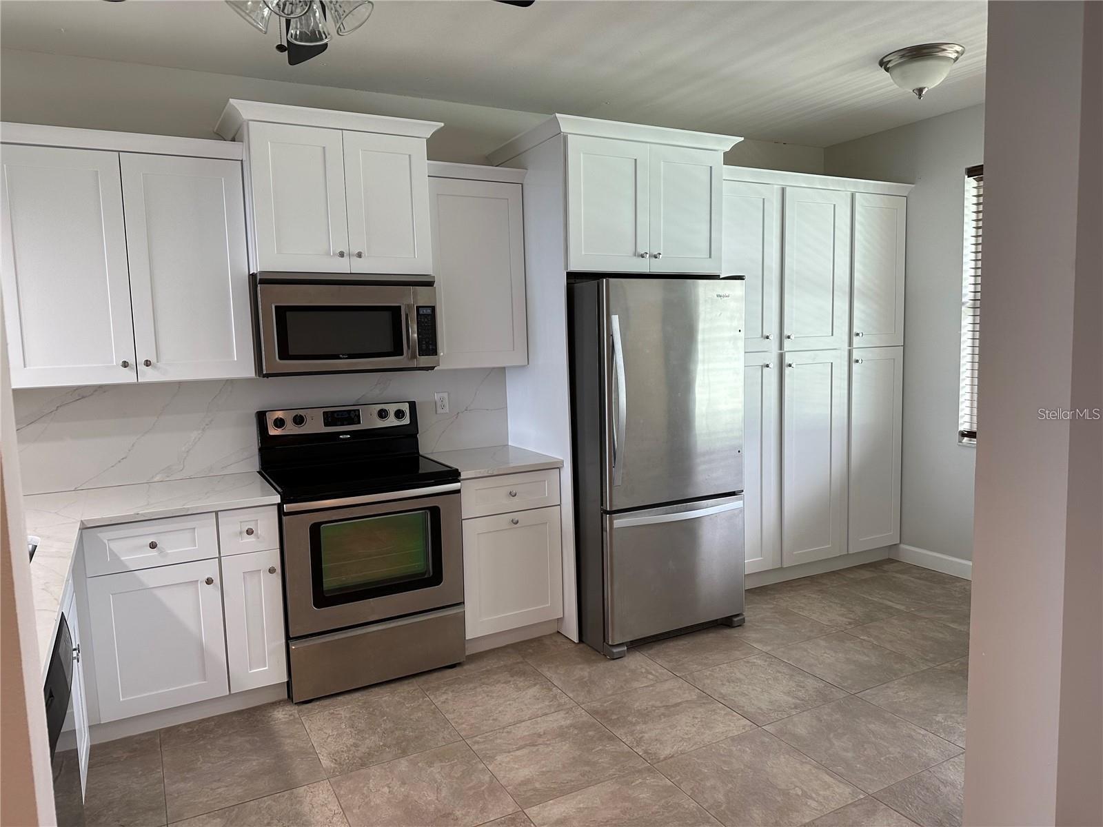 HARBOURSIDE CONDO - Residential Lease