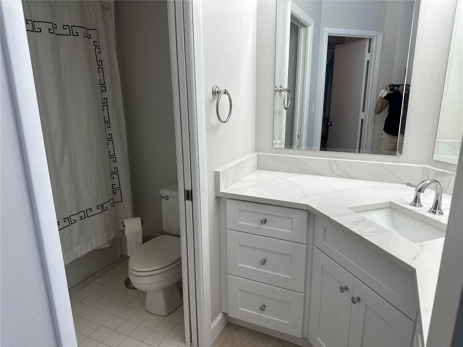 HARBOURSIDE CONDO - Residential Lease