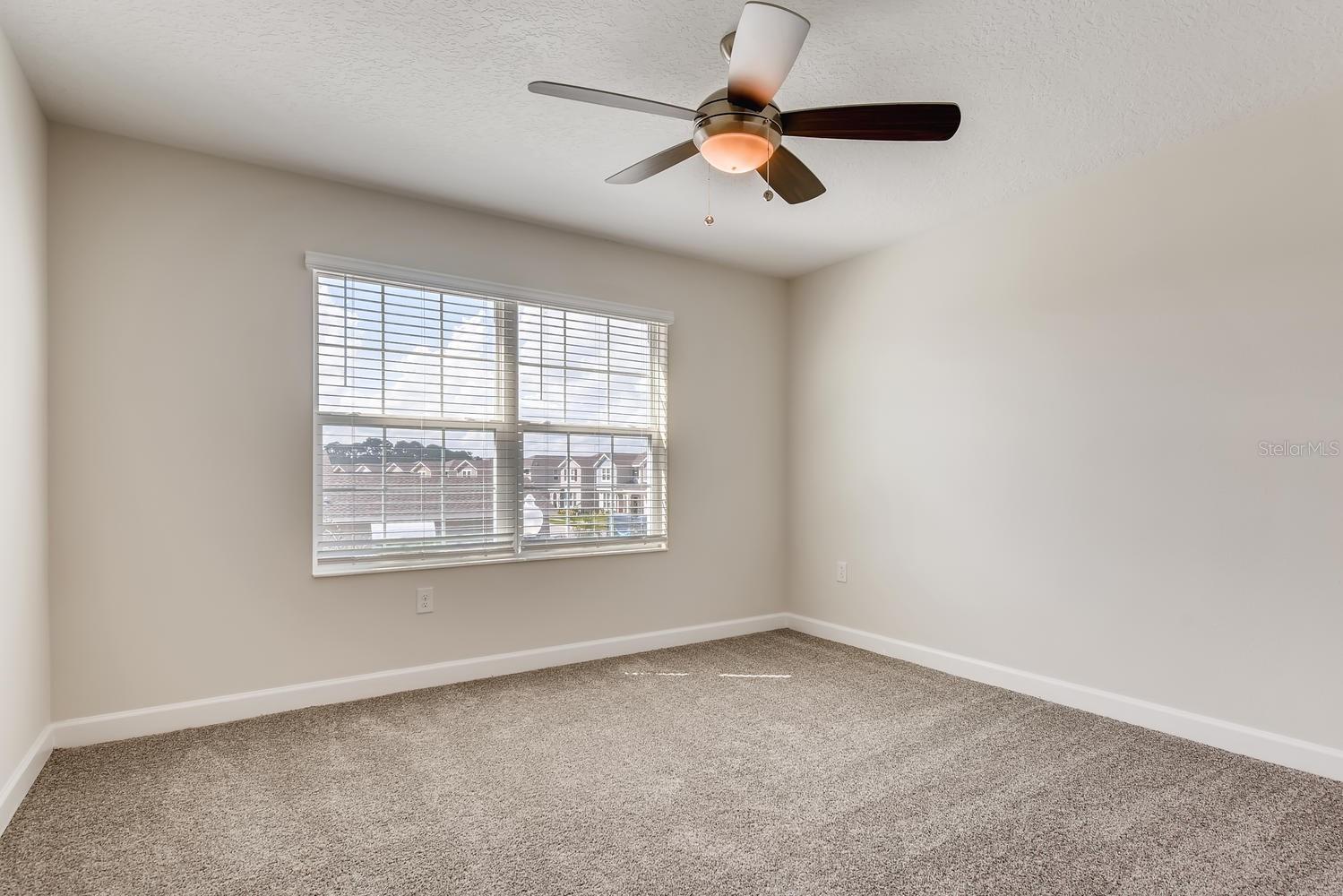 STOREY GROVE PH 1B-3 - Residential Lease