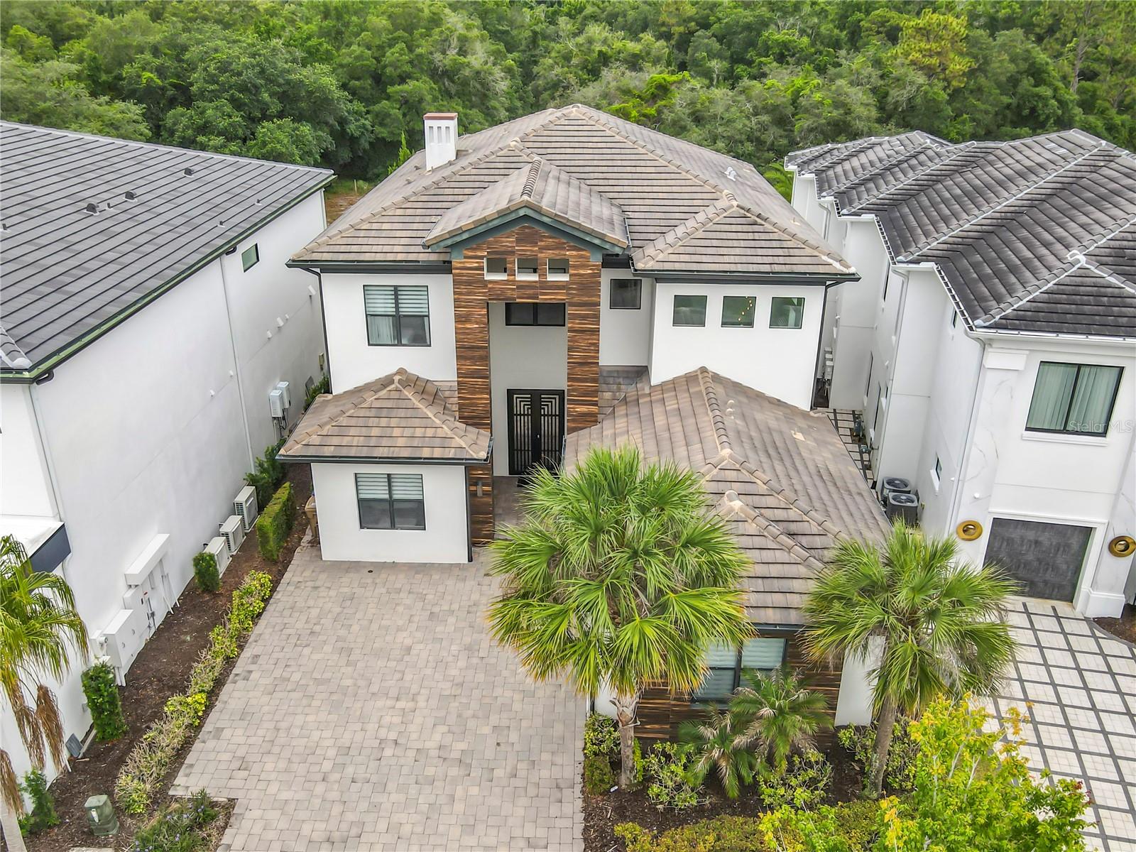 8193 VALHALLA TERRACE
