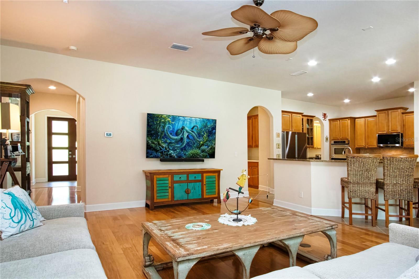 1929 24TH STREET CIRCLE W