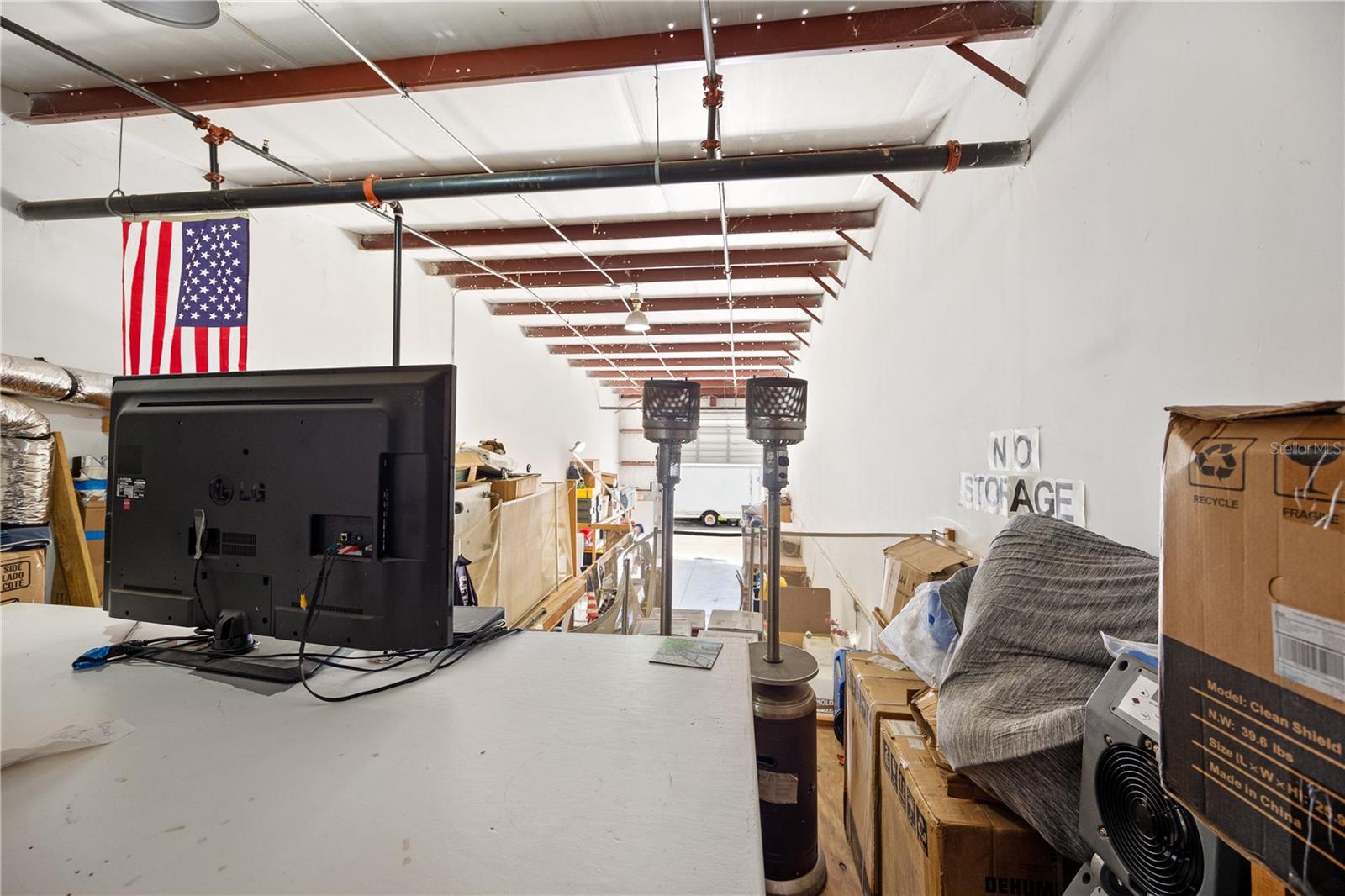 VENICE BUS SUITES II - Commercial Sale