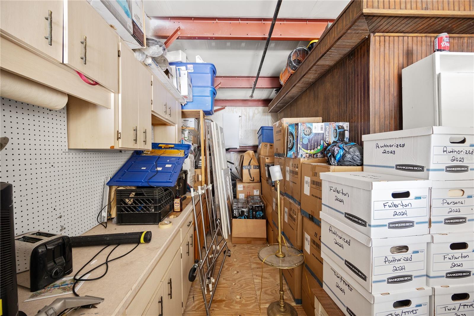 VENICE BUS SUITES II - Commercial Sale