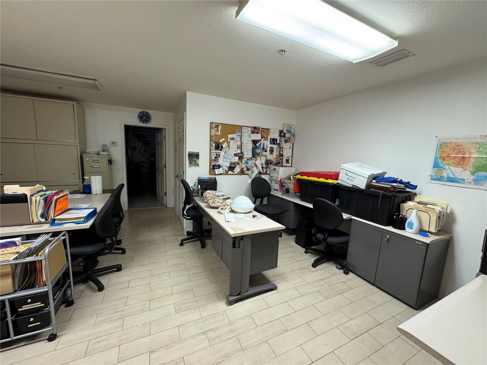 VENICE BUS SUITES II - Commercial Sale