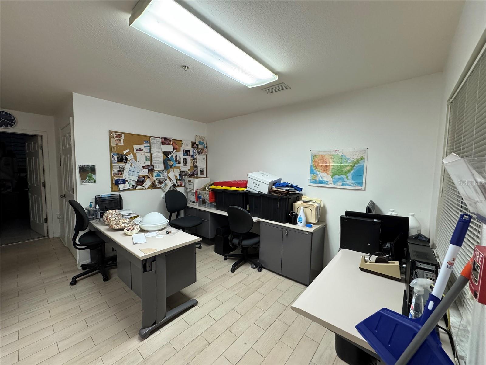 VENICE BUS SUITES II - Commercial Sale