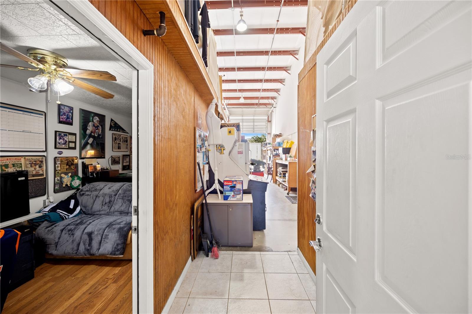 VENICE BUS SUITES II - Commercial Sale