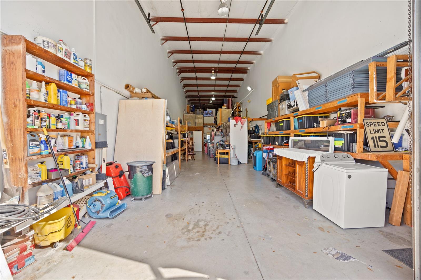 VENICE BUS SUITES II - Commercial Sale