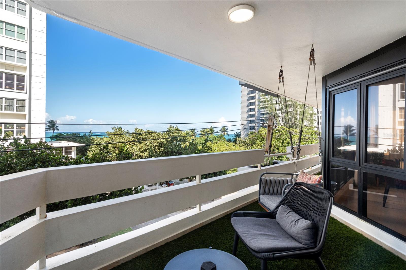 ASHFORD PLAZA - Residential Lease