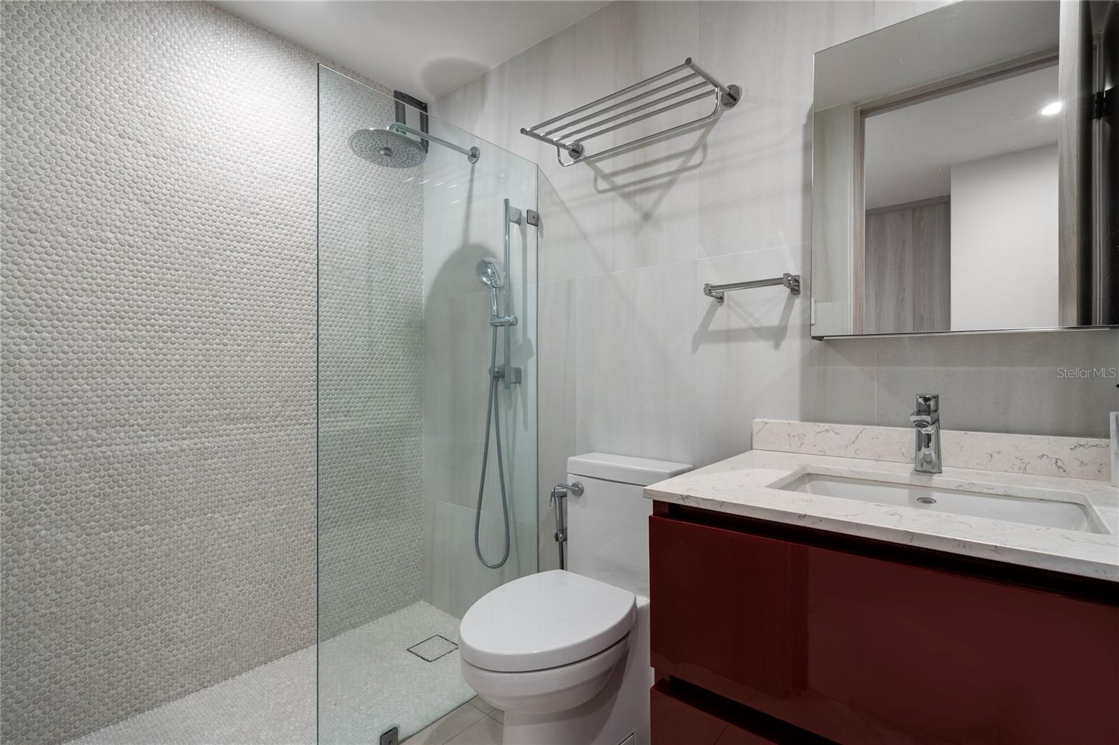 ASHFORD PLAZA - Residential Lease