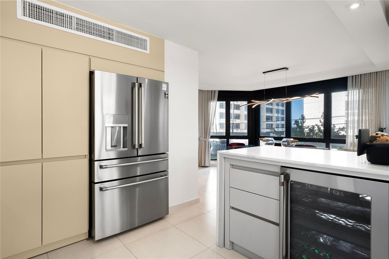 ASHFORD PLAZA - Residential Lease