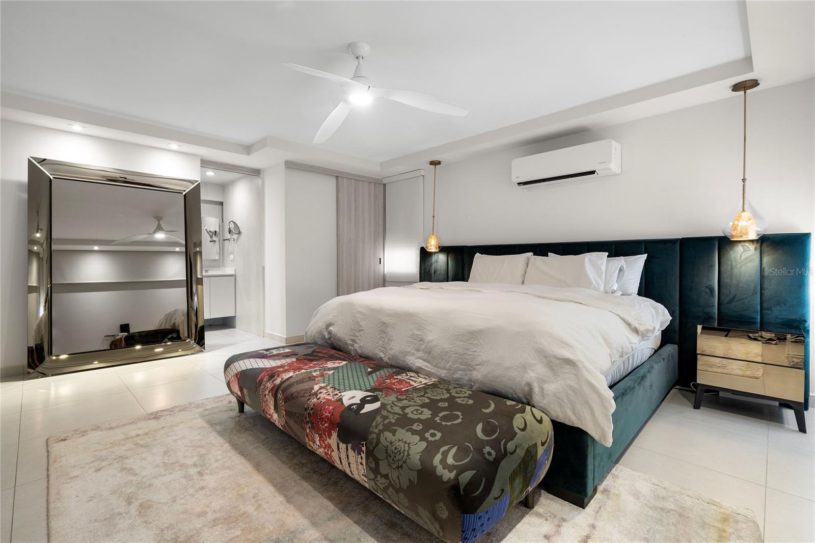 ASHFORD PLAZA - Residential Lease