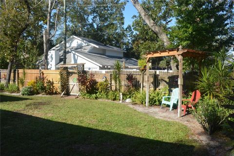 A home in LONGWOOD