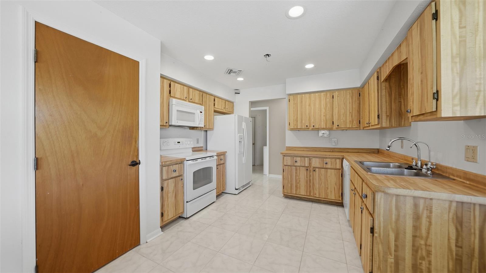 PUNTA GORDA ISLES SEC 23 - Residential