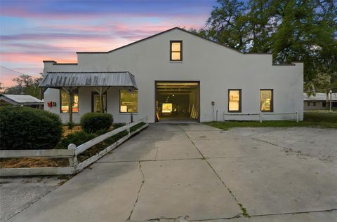 210 5TH STREET APOPKA FL 32703