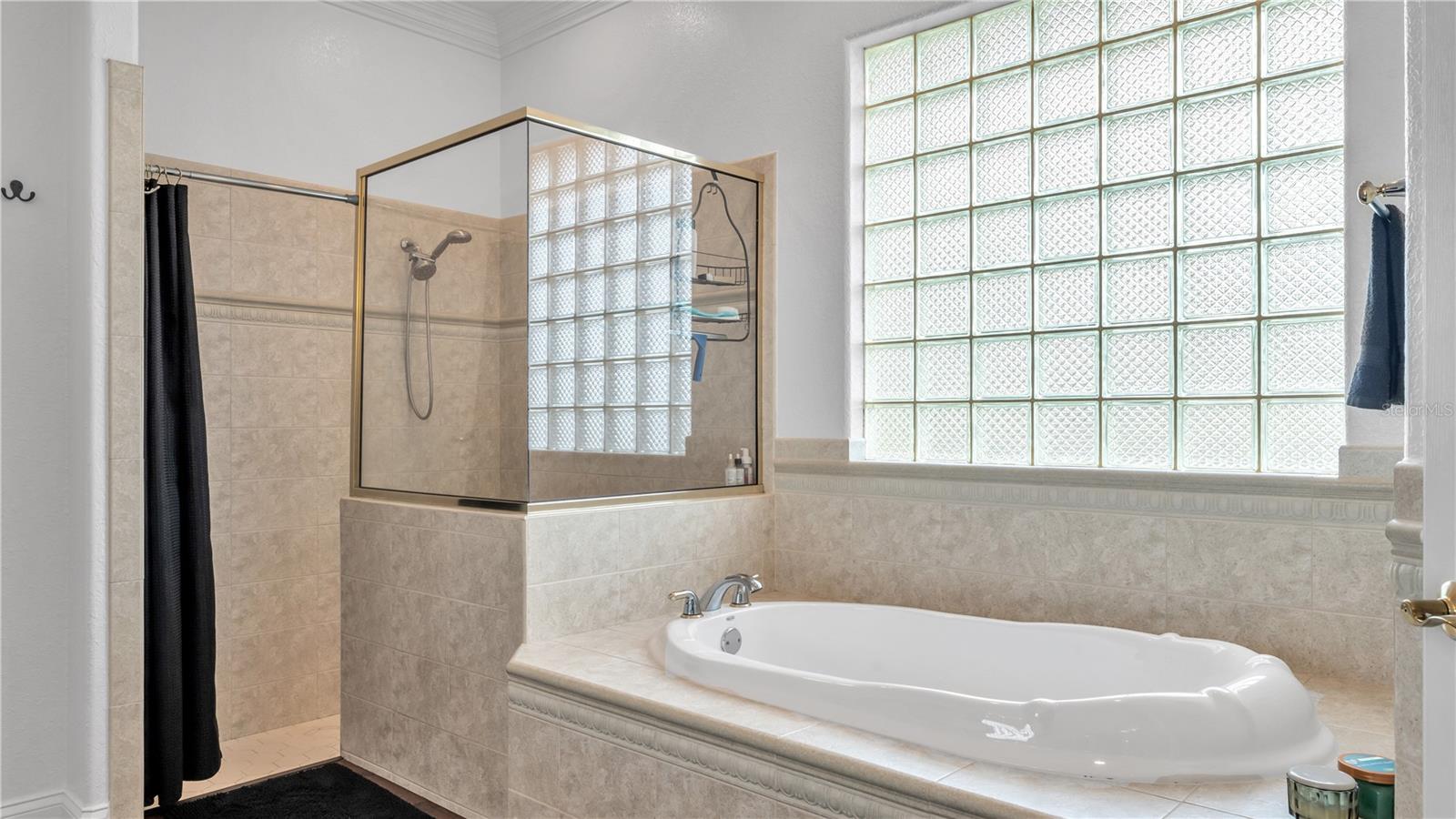 BUCKINGHAM - Residential