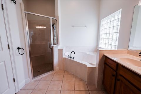 Tiny photo for 6405 SE 13 Avenue, Ocala, FL 34480 (MLS # OM704003)