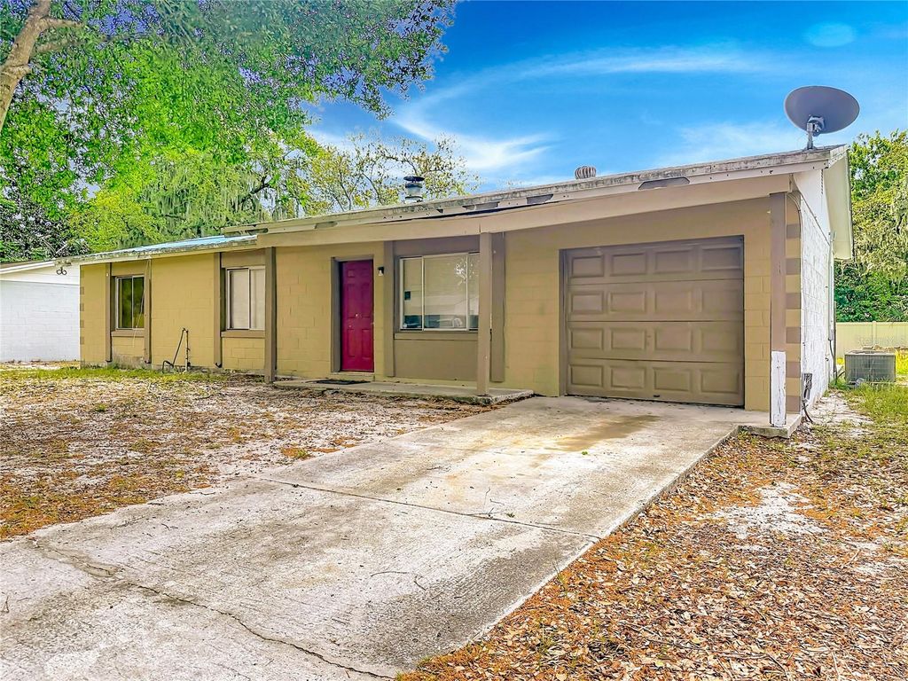 Photo of 405 Caballero Road, Ocoee, FL 34761 (MLS # O6395494)