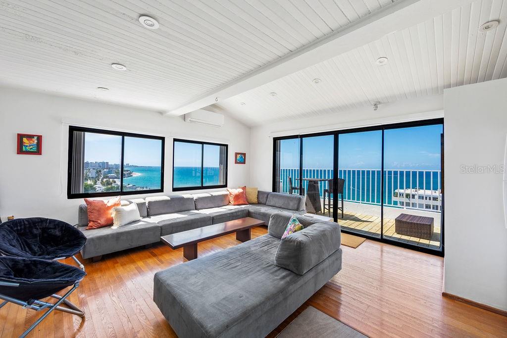 THE TERRACE - Residential