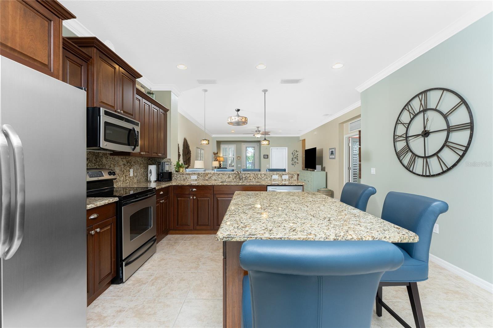 ARLINGTON COVE - Residential