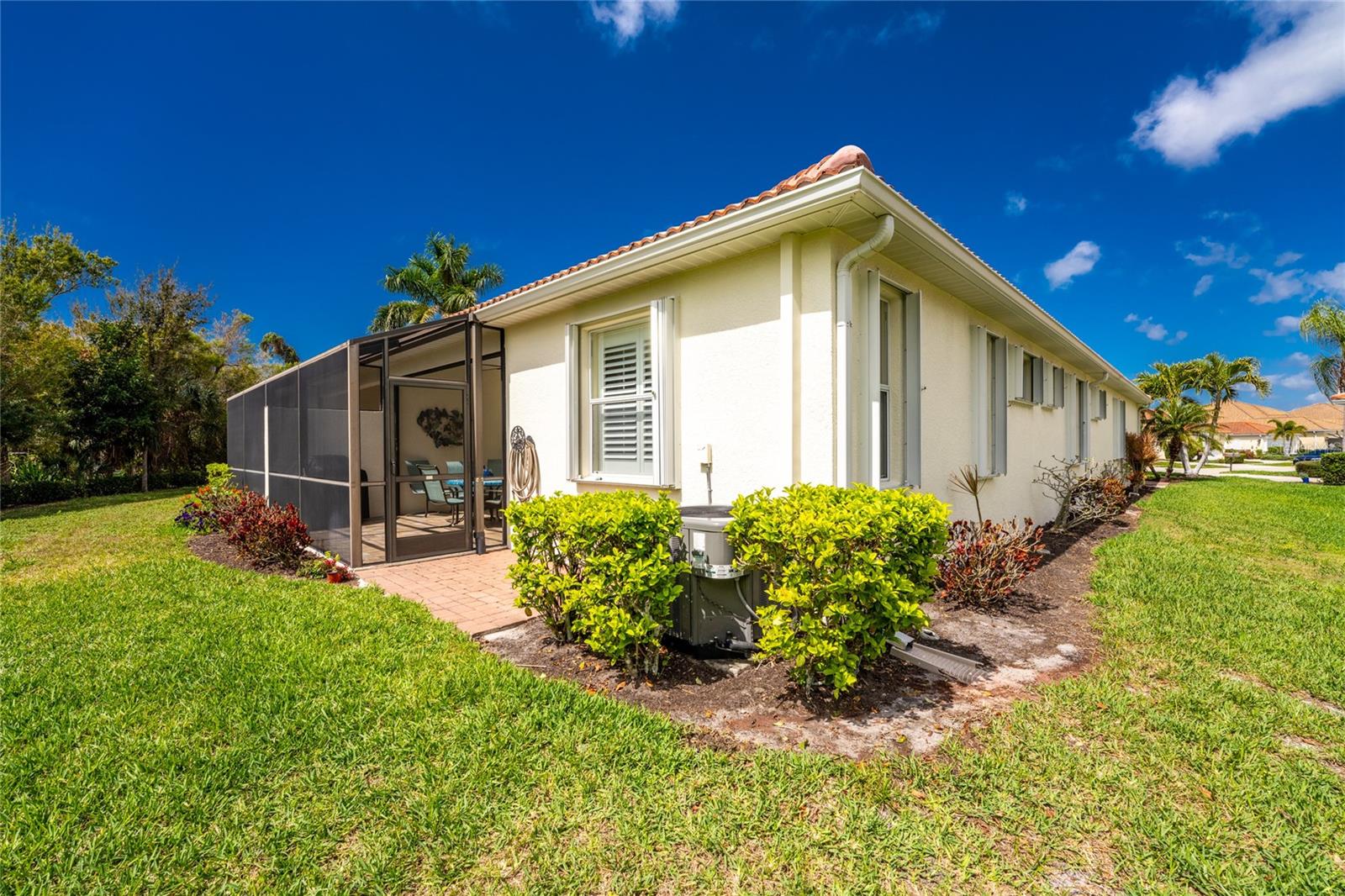 ARLINGTON COVE - Residential