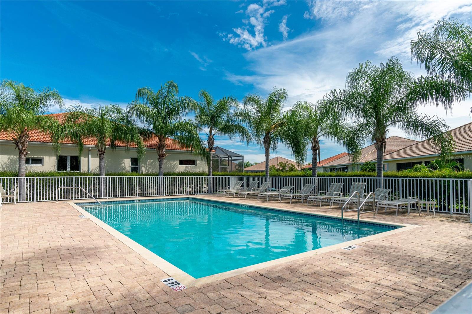 ARLINGTON COVE - Residential