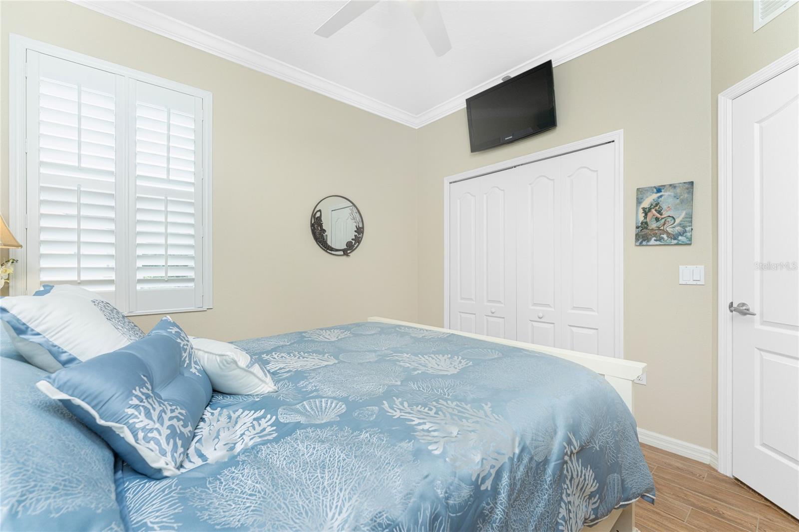 ARLINGTON COVE - Residential