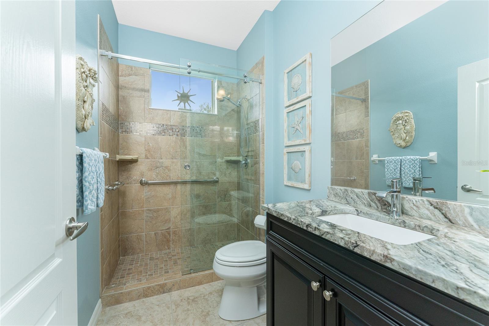 ARLINGTON COVE - Residential