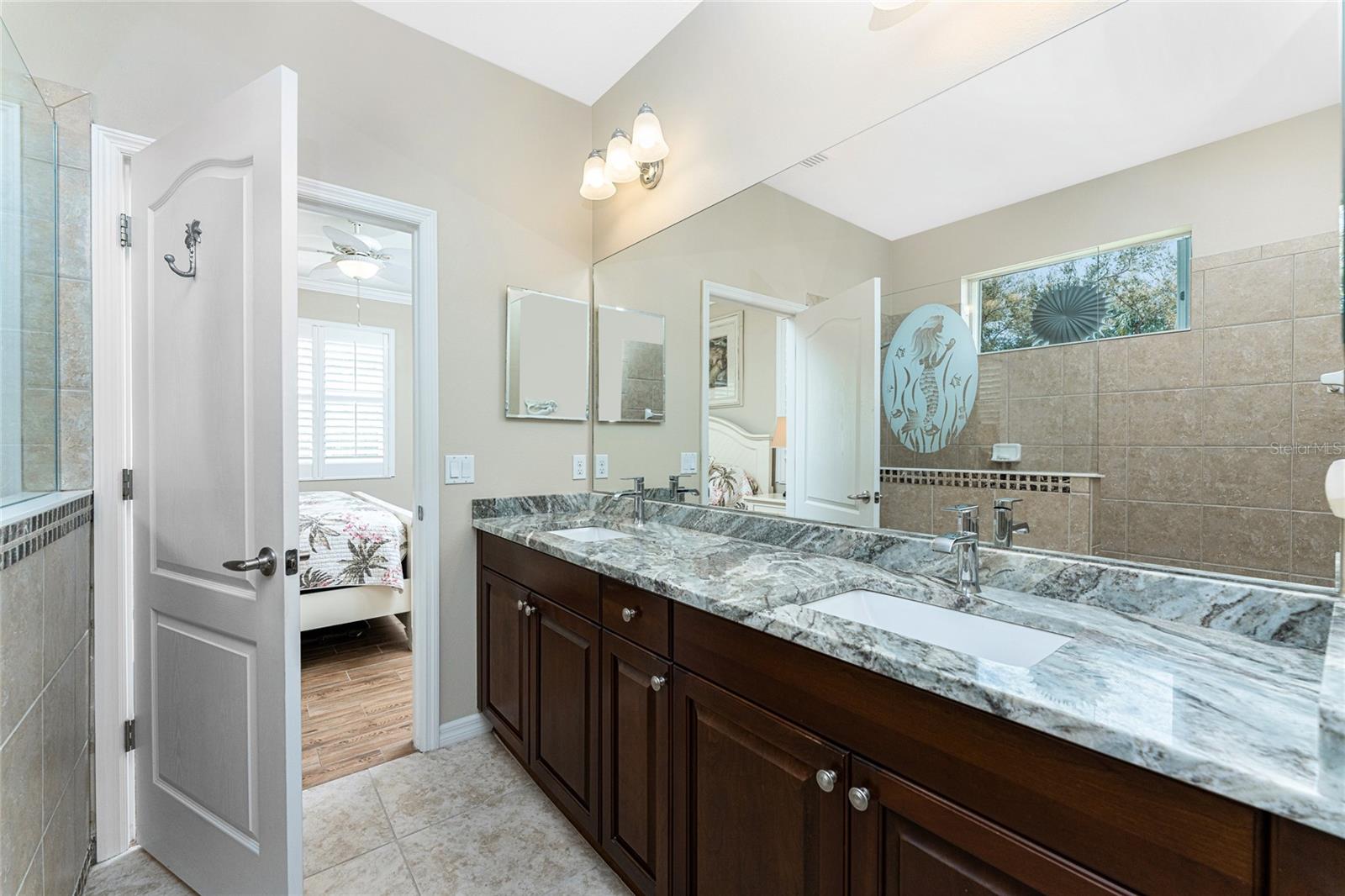 ARLINGTON COVE - Residential