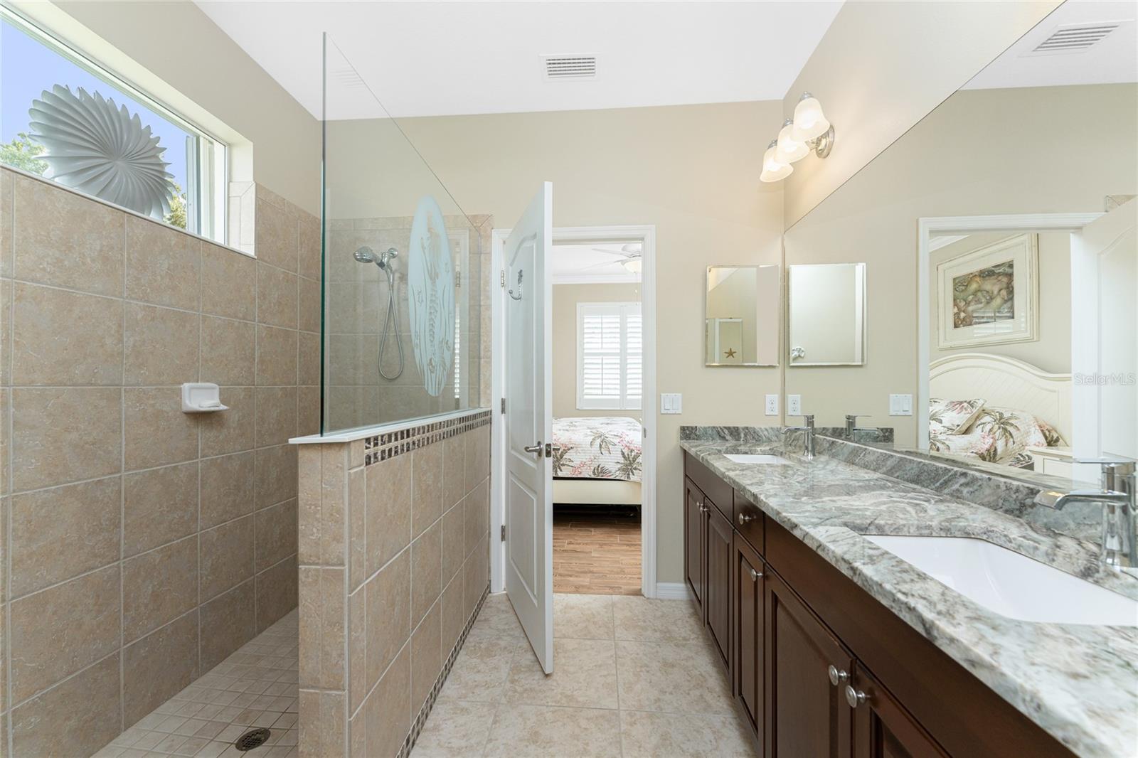 ARLINGTON COVE - Residential