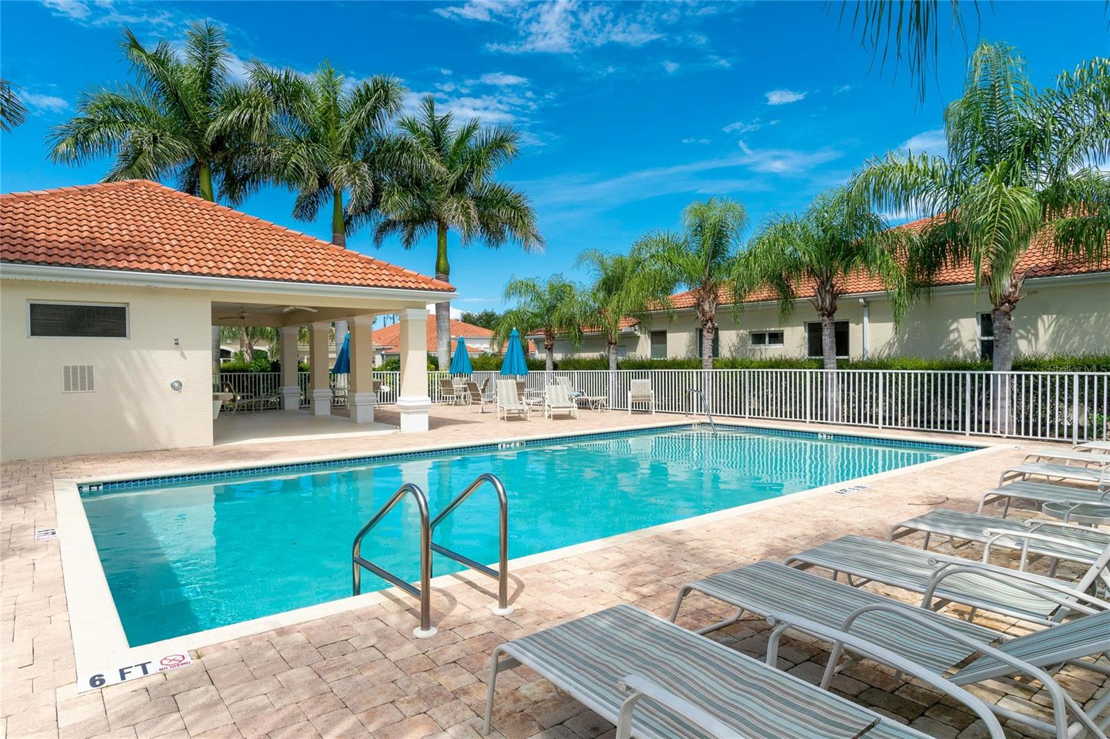 ARLINGTON COVE - Residential