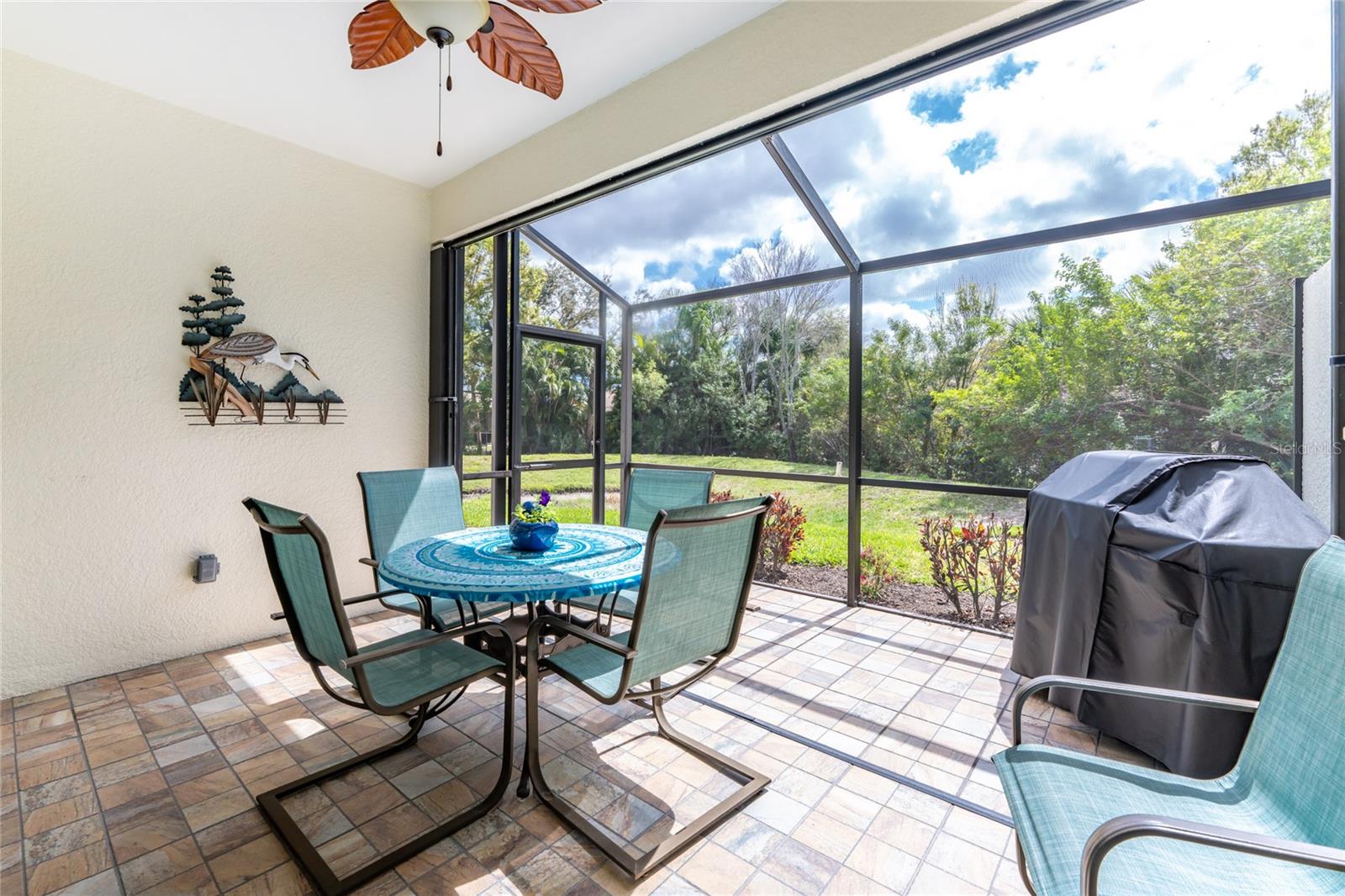 ARLINGTON COVE - Residential