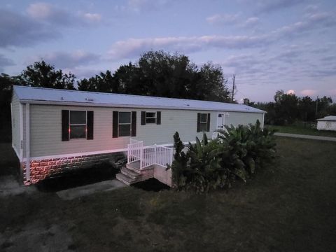 A home in PUNTA GORDA