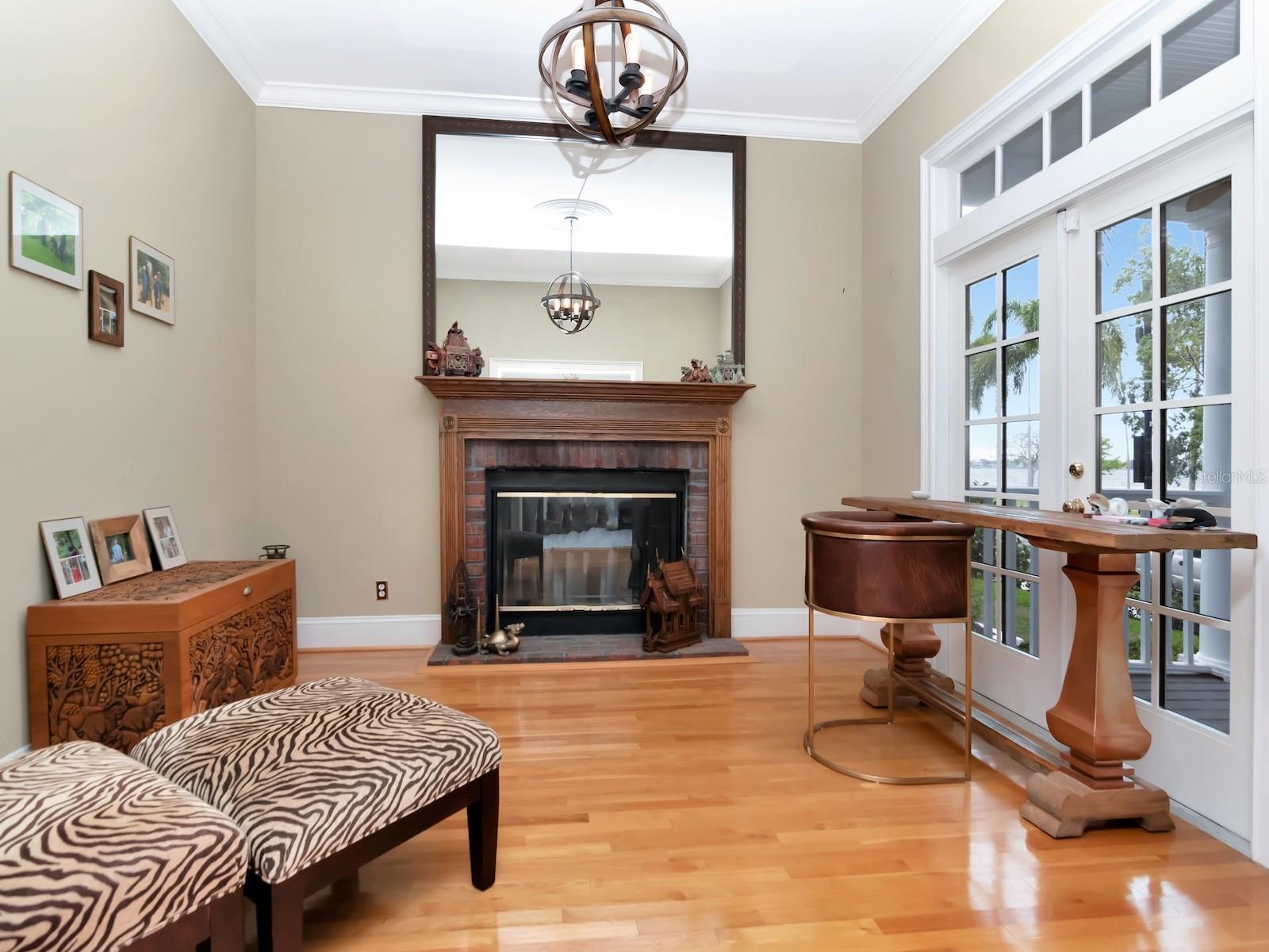 HYDE PARK WEST - Residential