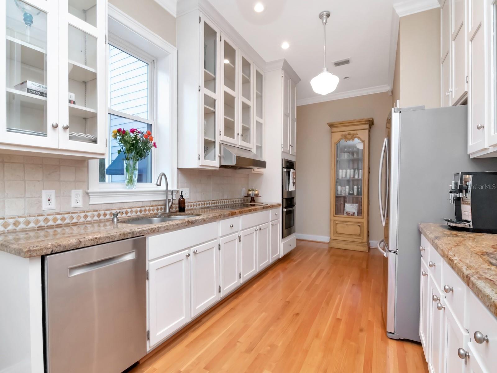 HYDE PARK WEST - Residential