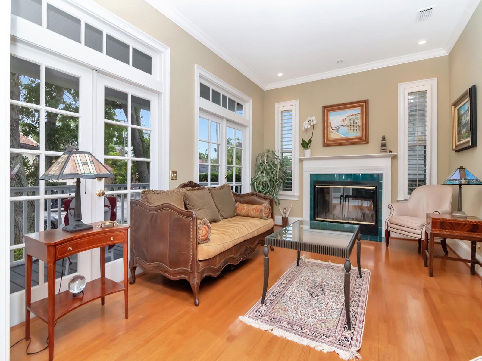 HYDE PARK WEST - Residential