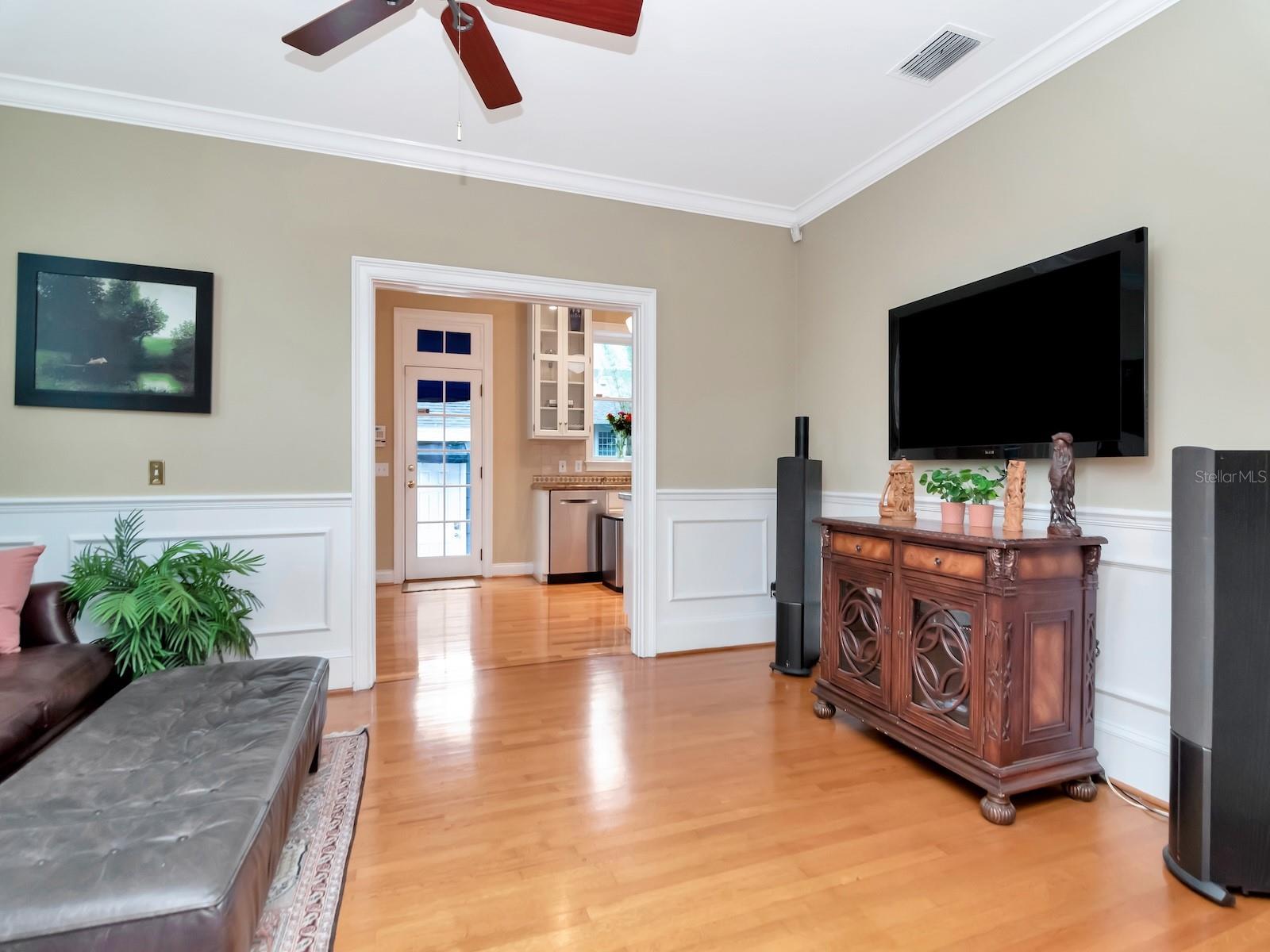 HYDE PARK WEST - Residential