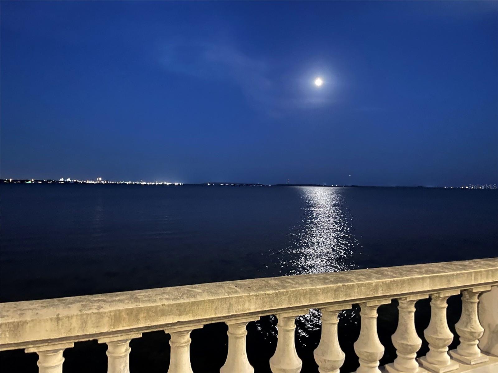 HYDE PARK WEST - Residential