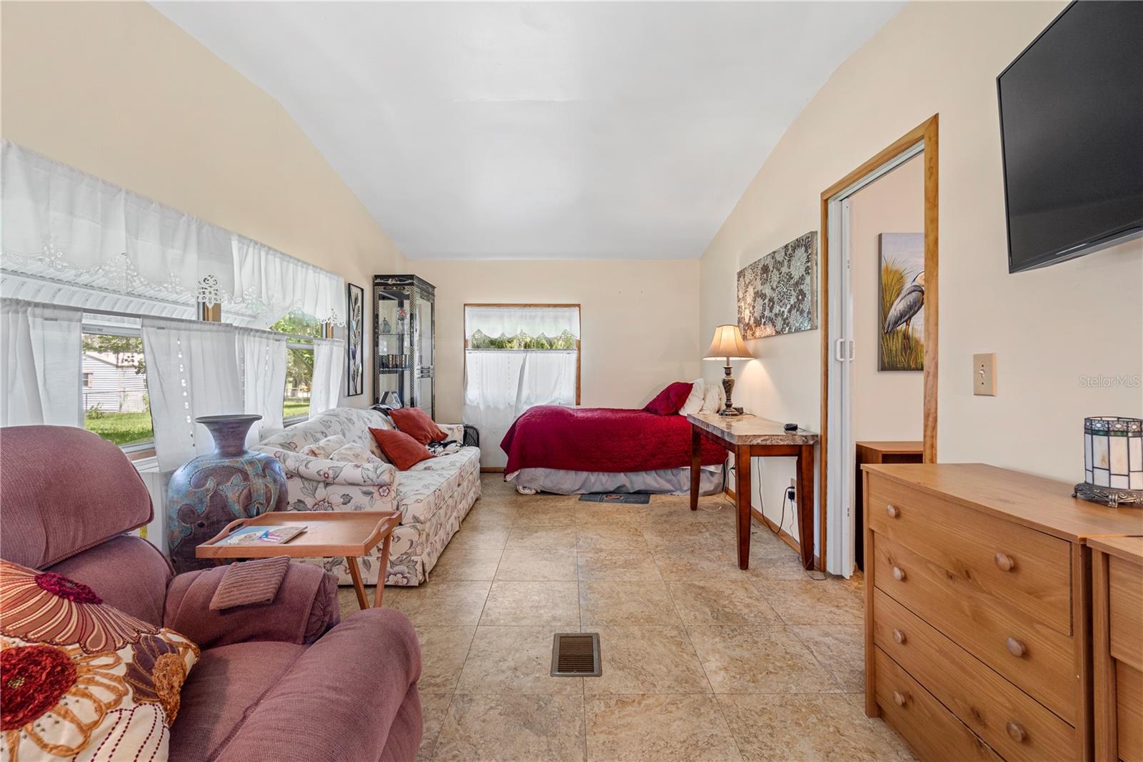 LAKE PARK - Residential