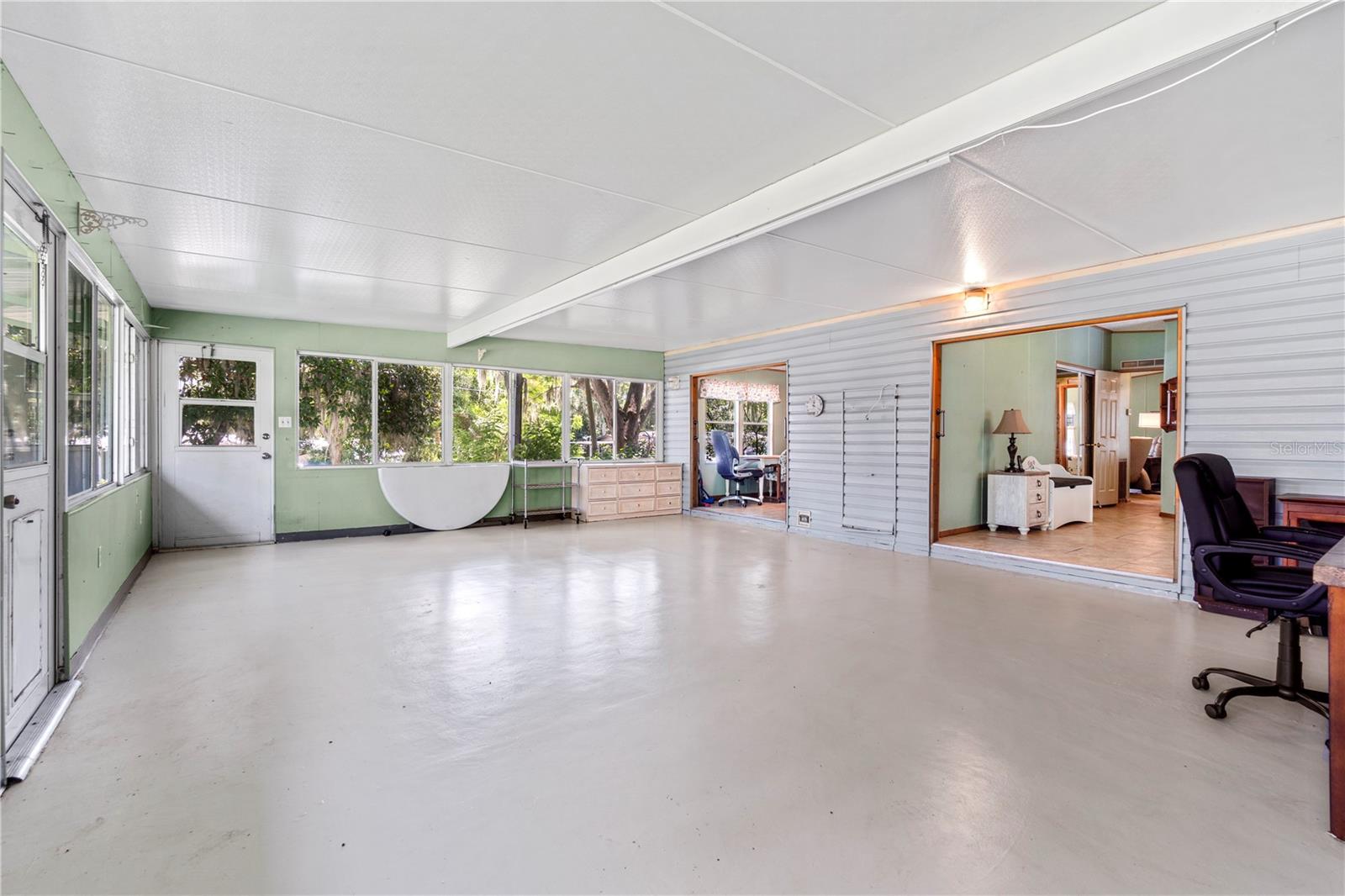 LAKE PARK - Residential