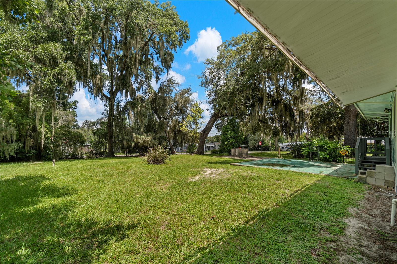 LAKE PARK - Residential