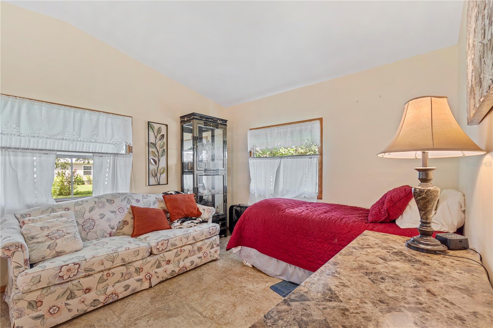 LAKE PARK - Residential