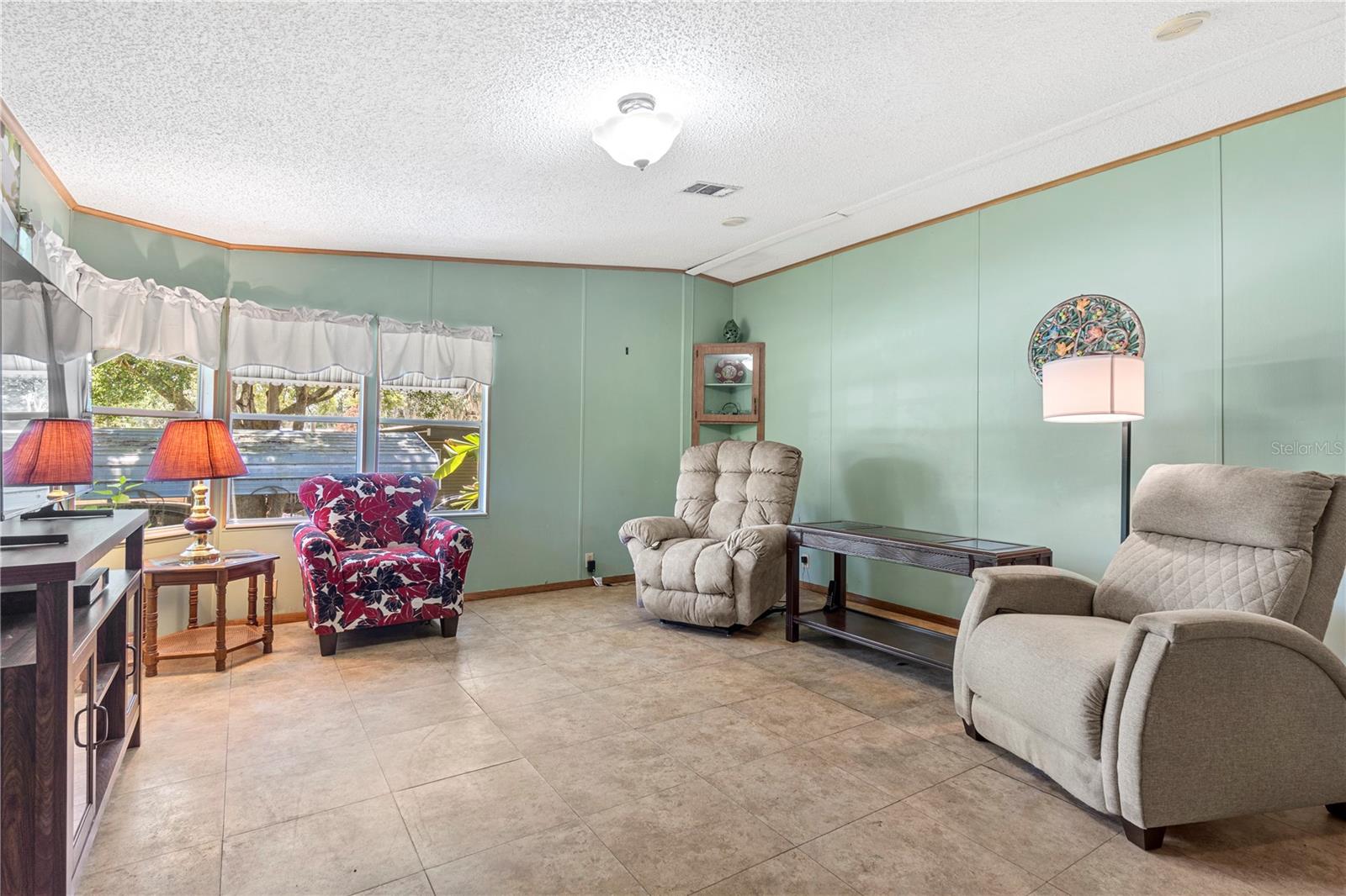 LAKE PARK - Residential