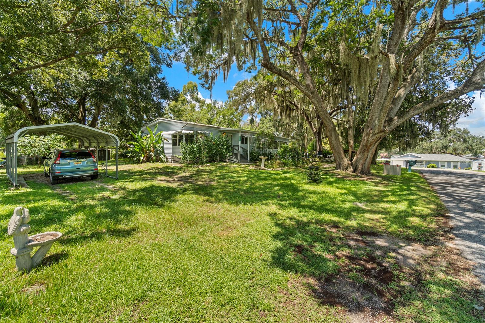 LAKE PARK - Residential