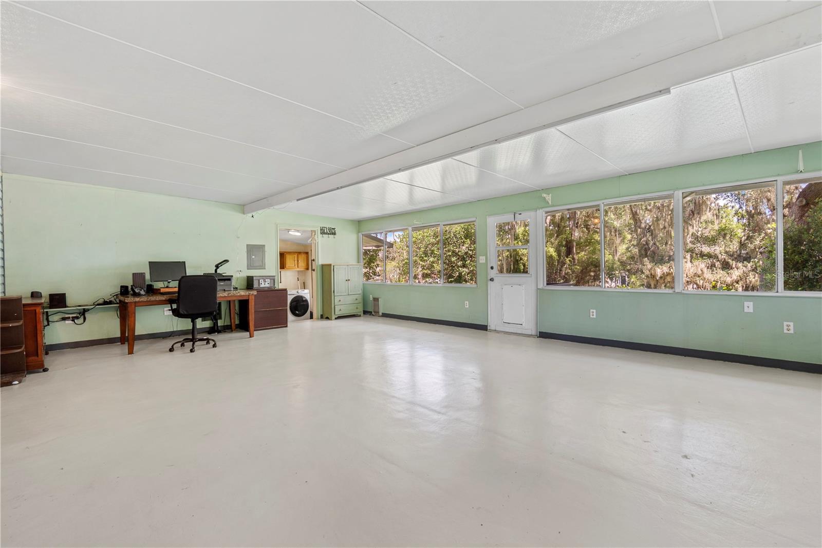 LAKE PARK - Residential