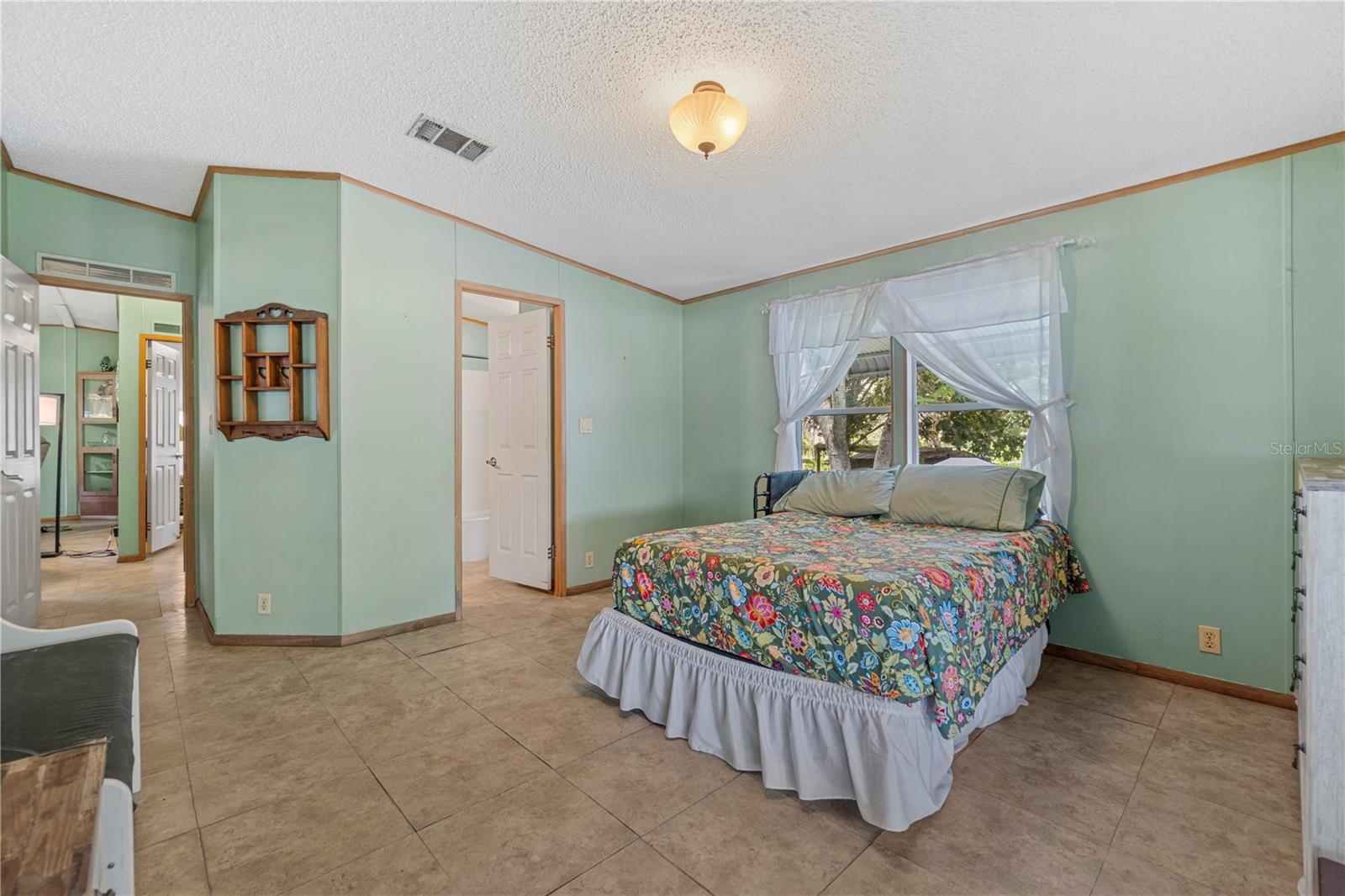 LAKE PARK - Residential